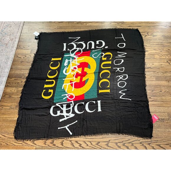 NWT Gucci Coco Capitan Silk Blend Black Shawl Scarf 140 x 140 - Picture 3 of 9